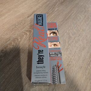 Benefit They're Real! Magnet Mascara